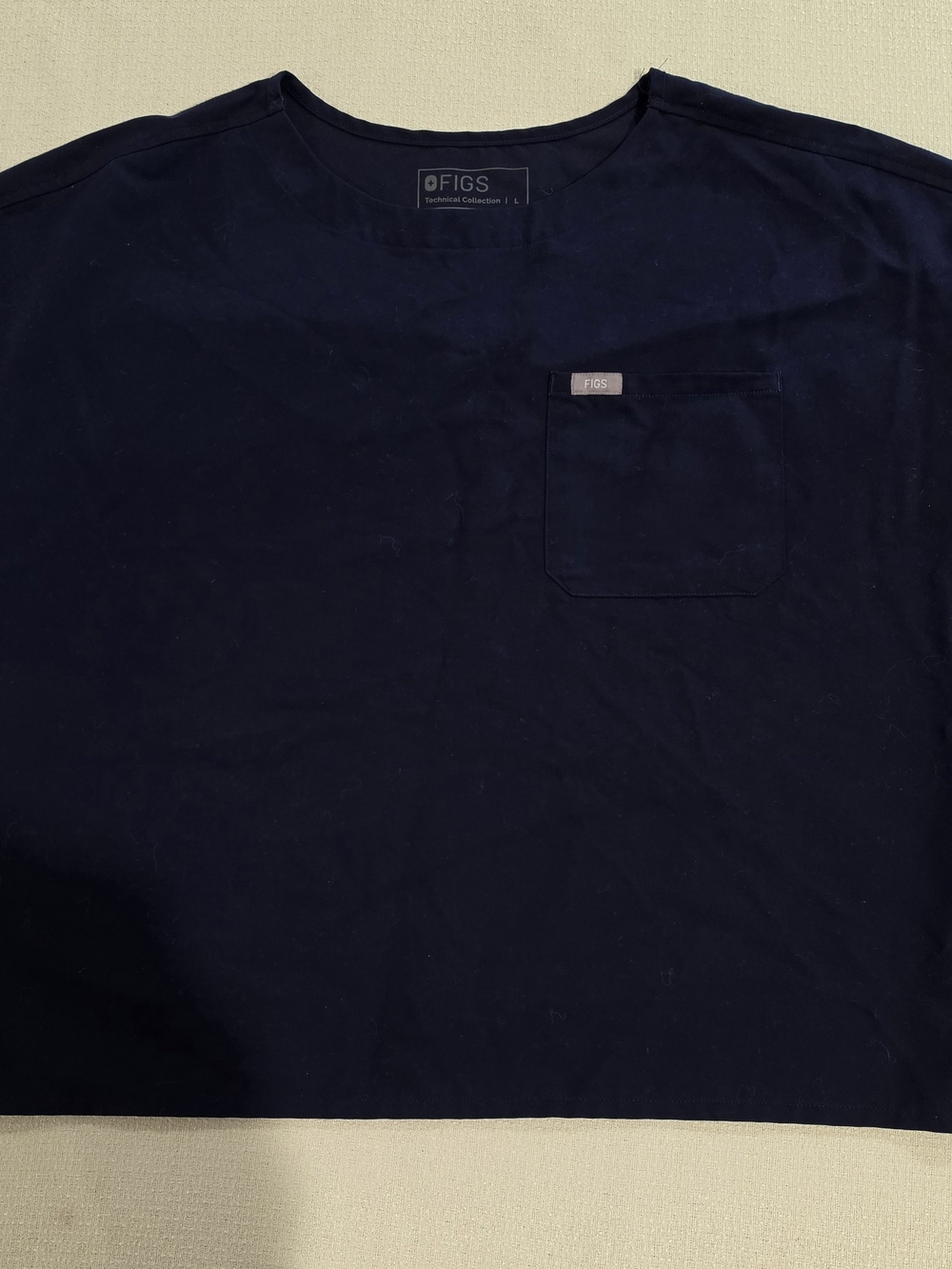 FIGS Women's Arua Relaxed Scoop/Crewneck Scrub Top Navy Large